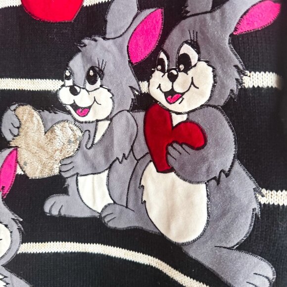 Cote a Cote Paris Bunny Cartoon " All you need is a Heart of Gold Pullover M/L - Picture 3 of 5